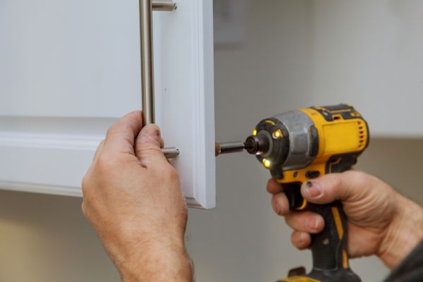 Cabinet Knob Installation in Leesburg
